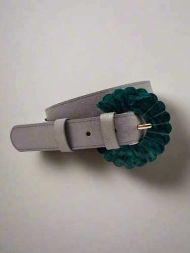 Burlesque fan buckle - burlesque,