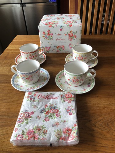 Cath kidston set teacups - 4,