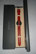 Gucci 3000M Red and Green Dial