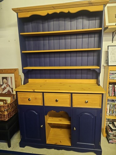 Solid pine welsh - welsh, dresser