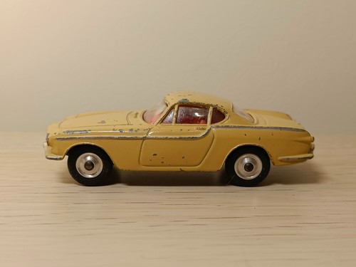 Corgi 228 volvo p1800 - corgi,