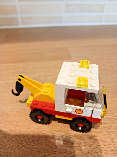 Lego town shell tow truck - lego,