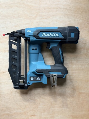 Makita dbn600rtj 18v - makita,