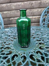 Vintage green hexagonal ribbed - hexagonal,