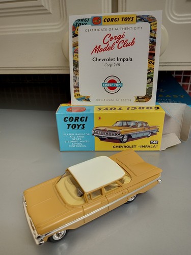 Corgi model club 248 - model,