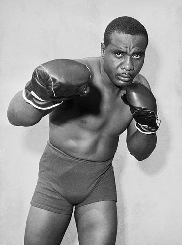 Sonny liston posing with - liston,