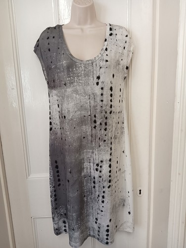 Crea concept robe sleeveless
