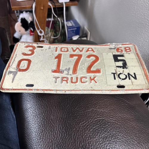 1968 iowa ton truck - truck, license