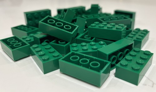 Lego bricks 100 - bricks, green