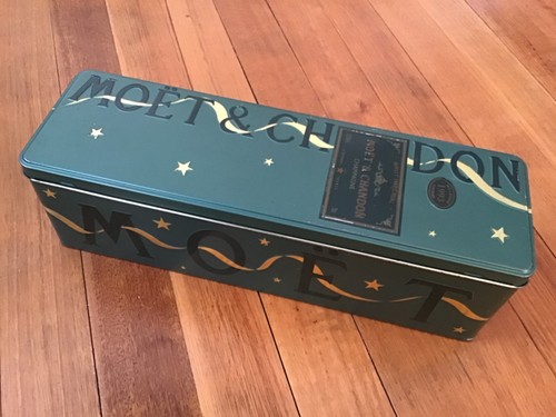 Moet chandon empty champagne - moet,