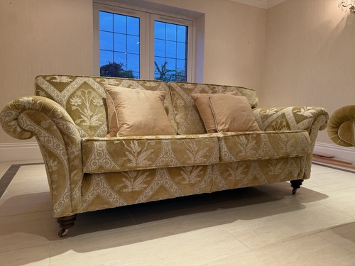 Beautiful immaculate duresta - &,