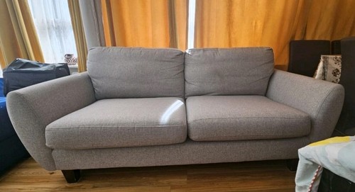 Excellent condition pet free - pet,
