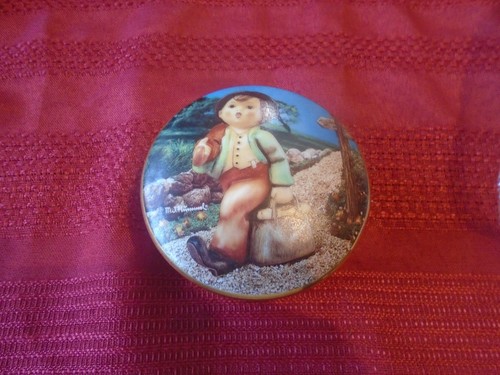 Hummel music box - music,