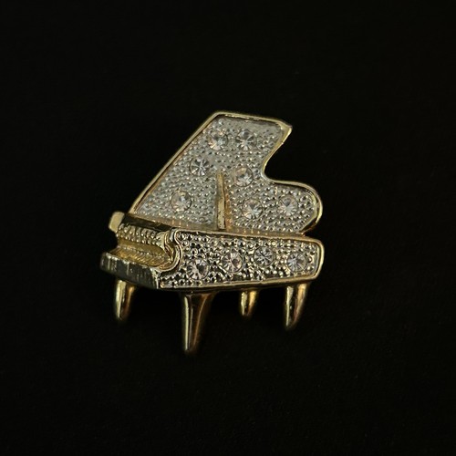Unsigned baby grand piano - unsigned,