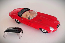 Vintage Dinky Toys 120  Jaguar
