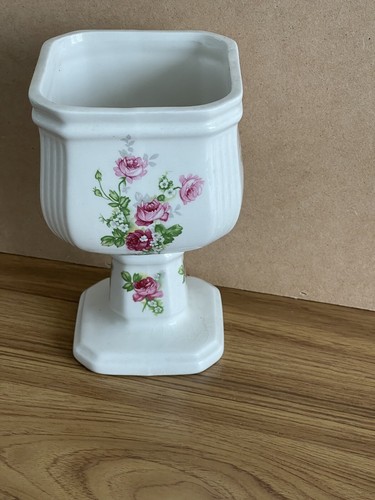 John buck planter pot - john, pedestal