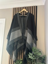 Ladies M&S Poncho Shoal Cape