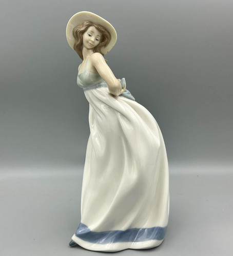 Nao lladro making the - nao,