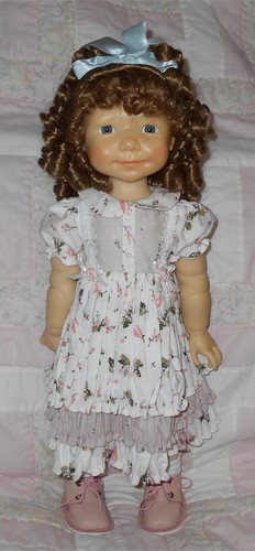 Wee norma doll wig - wee,