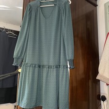 BNWT NEXT GEOMETRIC STRETCH