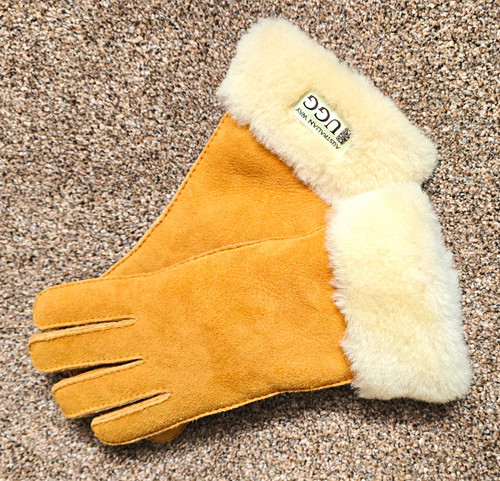 Ugg women tan suede - women’s,
