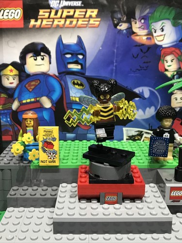 Lego universe mini - lego, figure