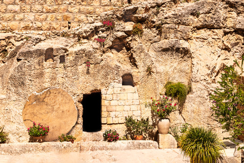 Garden tomb - garden,