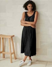 The White Company Pleated