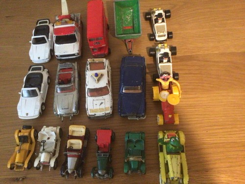 Diecast vehicles x corgi - 17,
