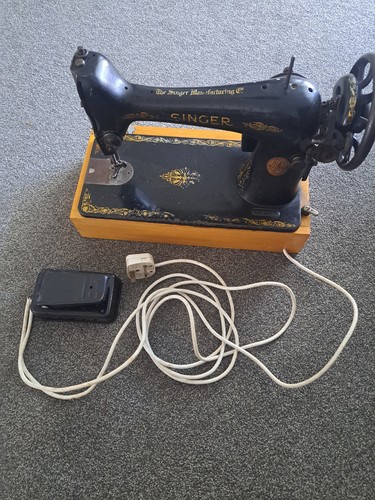 Singer sewing machine - singer,