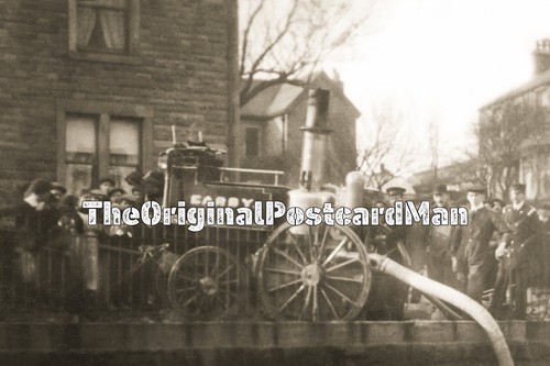 Earby fire brigade - -, pumping