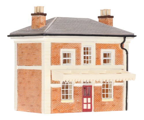 R8713 hornby gauge terminus - oo,