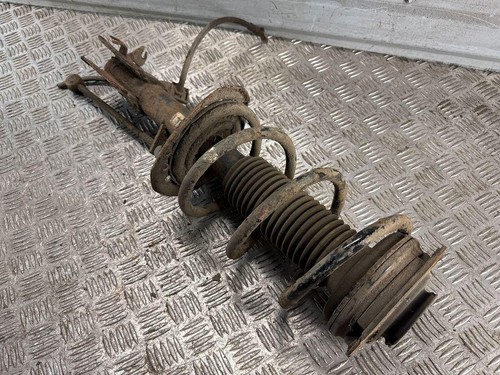 Nissan trail t31 front right - nissan,