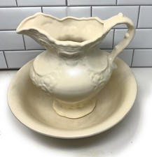 Antique Elegant Off-White