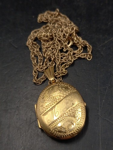 20th 9ct rolled gold locket - 9ct,