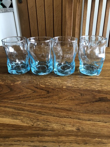 Glasses the style of - 4,