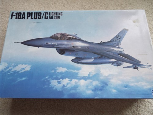 Hasegawa f16a plus c - hasegawa, 1/32
