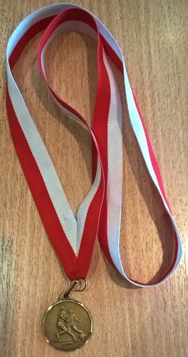 Table medal j46 sport soccer - medal,