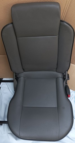 Land rover discovery rear - land,