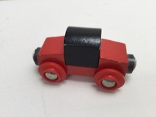 Wooden Vintage Brio Red