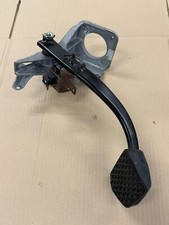 2003 BMW E46 330D M SPORT AUTO BRAKE PEDAL BOX FIXING BRACKET FOR SERVO-330i 328