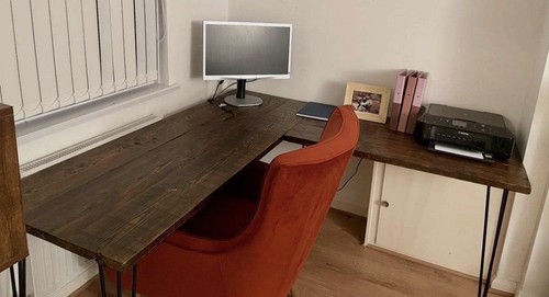 Shaped oak desk - l-shaped,
