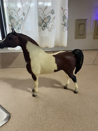 Breyer 1999 472 - breyer, #472