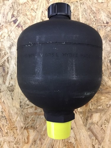 John deere az61684 accumulator - deere,