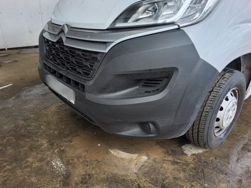 Front bumper white citroen - front,