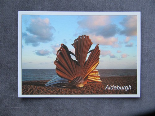 Modern postcard the scallop - modern,