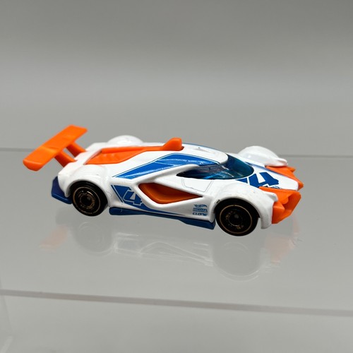 Hot wheels mach speeder - hot,