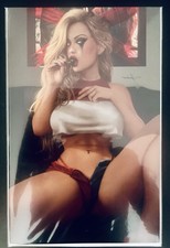 M House - Harley Quinn -