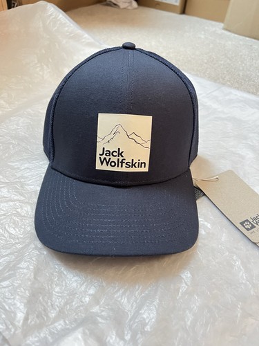 Jack wolfskin brand cap - brand,