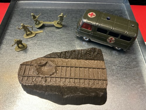 Vintage toy military - toy,